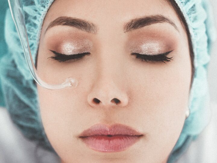 How To Achieve Youthful Looks? What are Botox and Dysport Facial Injections, Mesotherapy, PRP Therapy, Vampire Facelift?